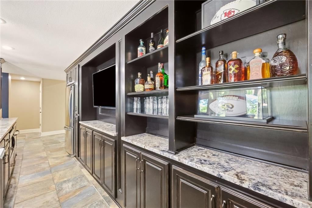 Photo 24 of 68 - 20108 W 92nd Street, Lenexa, KS 66220