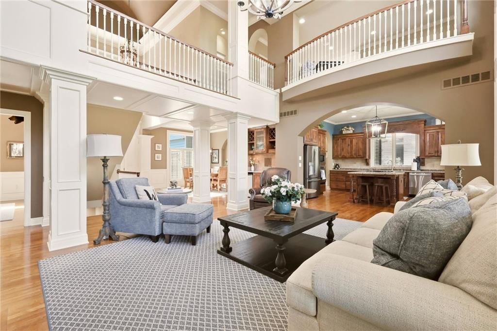 Loft at 20108 W 92nd Street, Lenexa, KS 66220