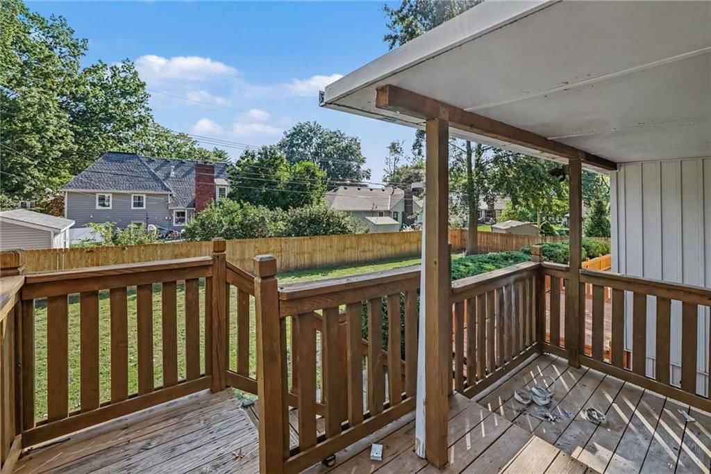 Photo 26 of 32 - 5125 Spring Avenue, Kansas City, MO 64133