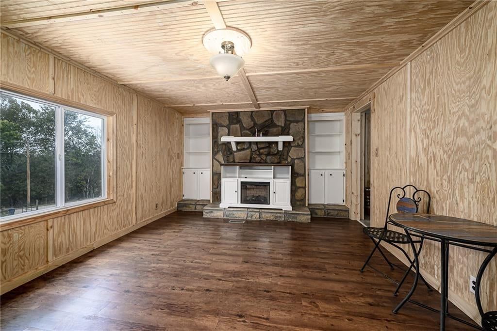 12576 166th Street, Linwood, KS