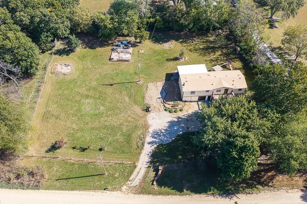 12576 166th Street, Linwood, KS: listing photo 2