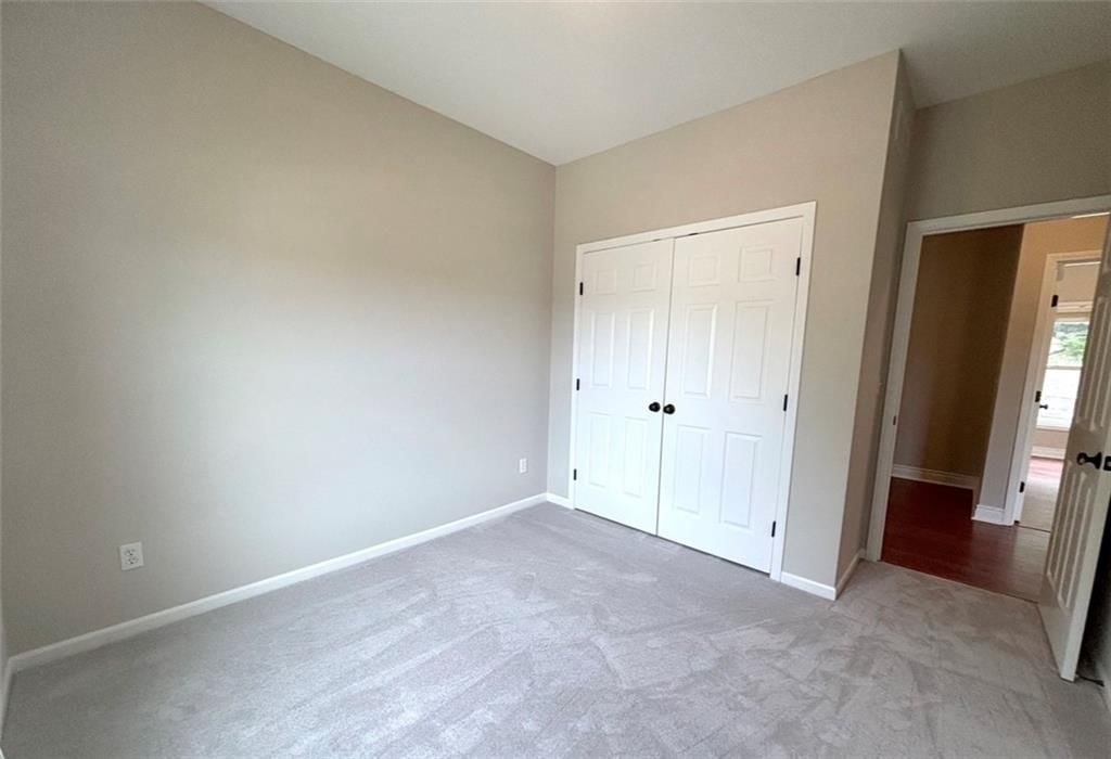 Photo 20 of 30 - 7826 Mullen, Lenexa, KS 66216