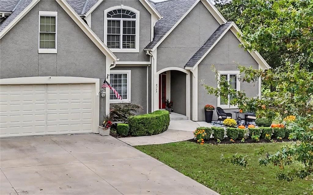 Photo 6 of 10 - 8755 Lynne Road, De Soto, KS 66018