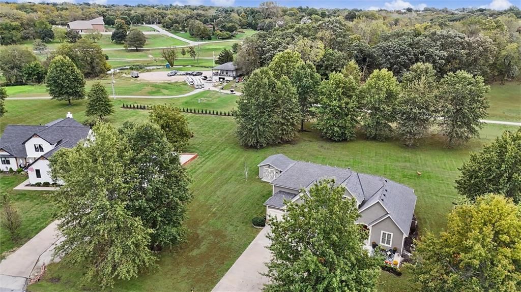 Photo 10 of 10 - 8755 Lynne Road, De Soto, KS 66018