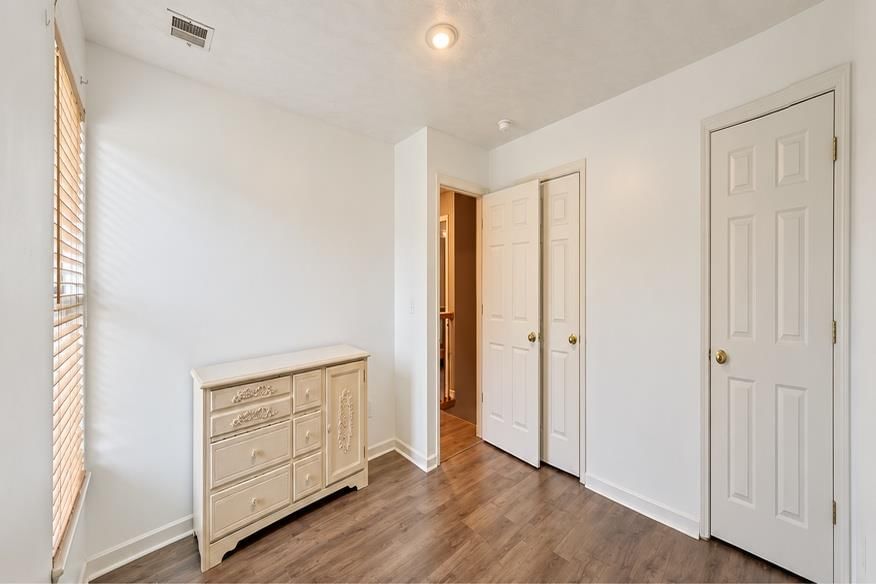 Photo 23 of 42 - 416 N Hickory Street, Gardner, KS 66030