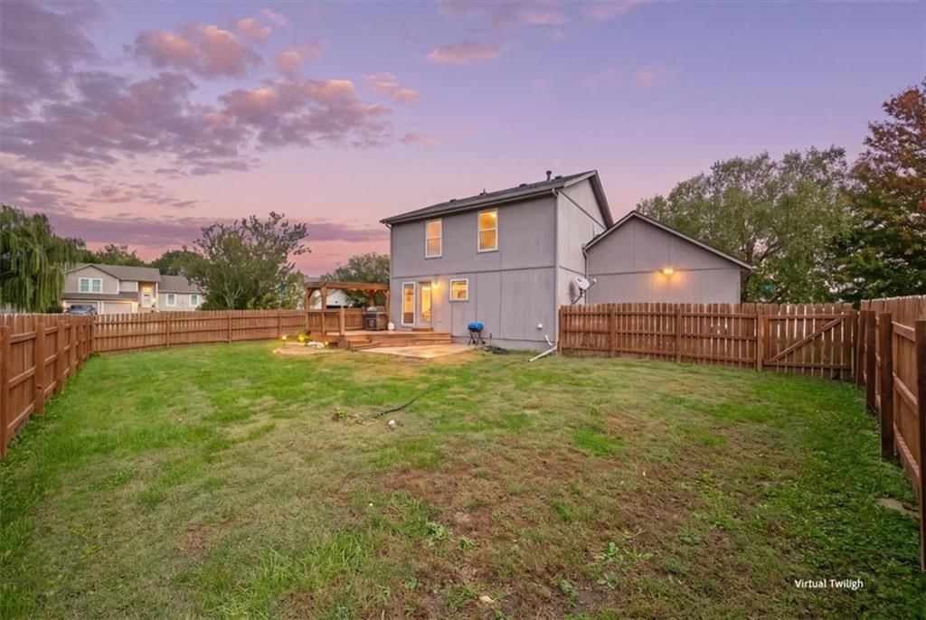Photo 31 of 42 - 416 N Hickory Street, Gardner, KS 66030