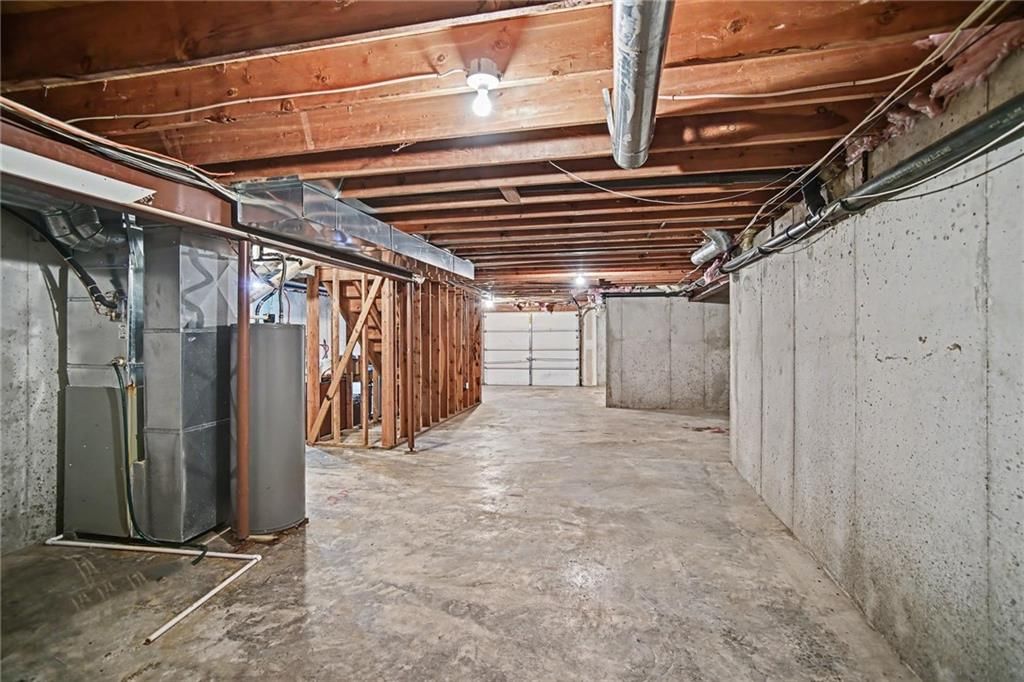 Photo 24 of 36 - 24909 E Blue Mills Road, Independence, MO 64058