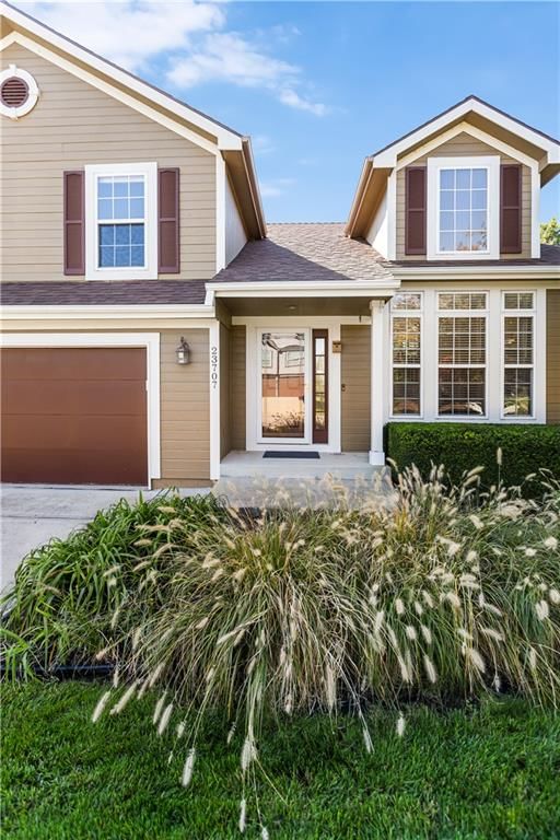 23707 W 58th Terrace, Shawnee, KS: listing photo 3