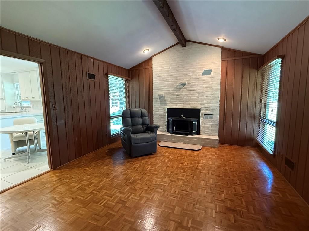 4100 W 100th Terrace, Overland Park, KS: listing photo 2
