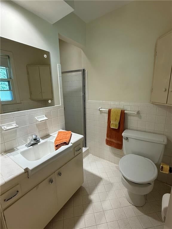 Photo 9 of 12 - 4100 W 100th Terrace, Overland Park, KS 66207