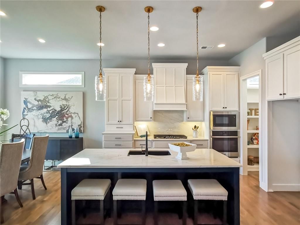 Photo 13 of 45 - 10514 N Olive Court, Kansas City, MO 64155