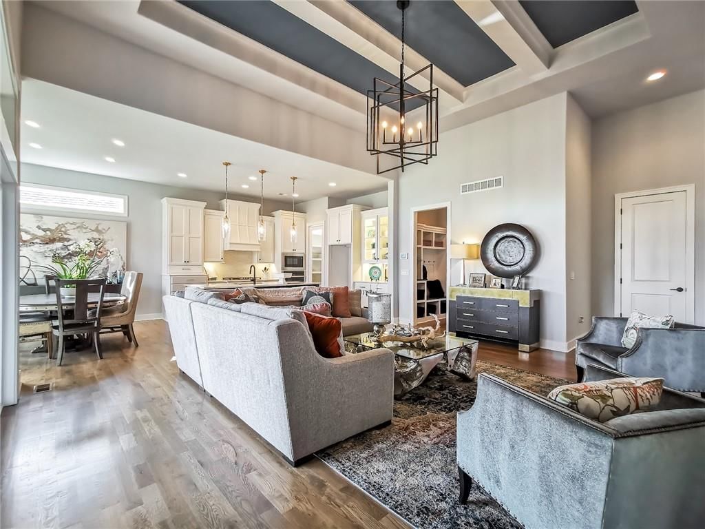 Photo 23 of 45 - 10514 N Olive Court, Kansas City, MO 64155