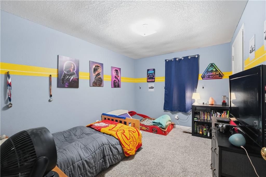 Photo 17 of 43 - 7415 NW 80th Terrace, Kansas City, MO 64152