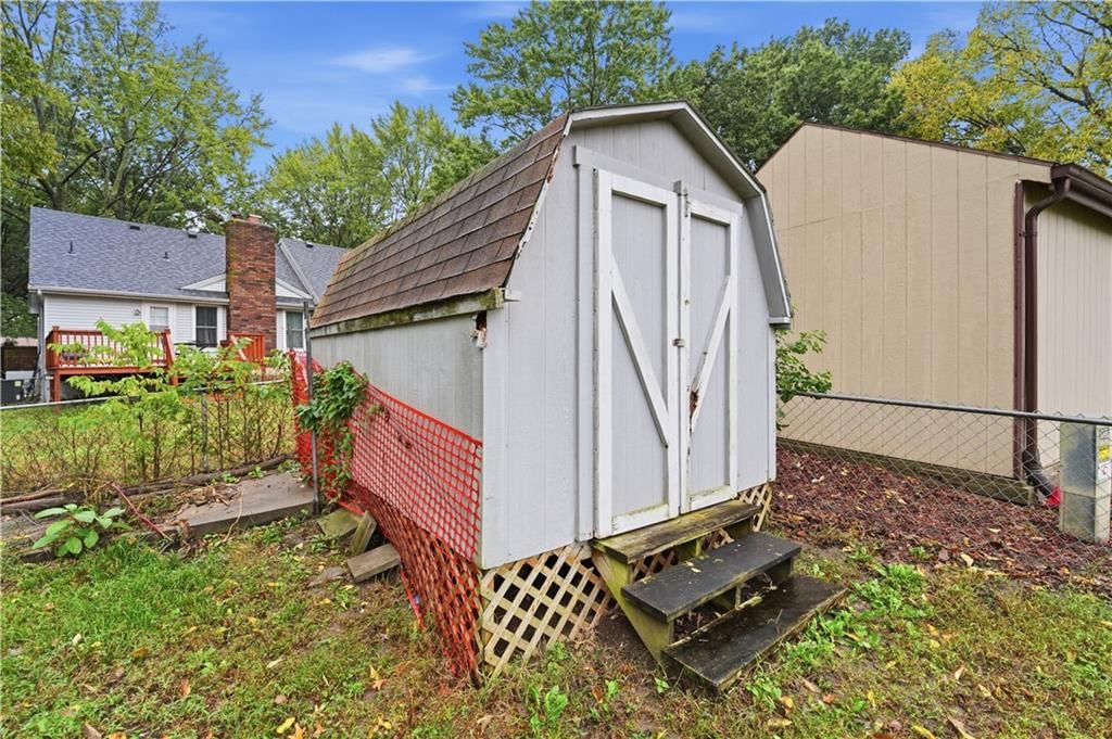 Photo 36 of 43 - 7415 NW 80th Terrace, Kansas City, MO 64152