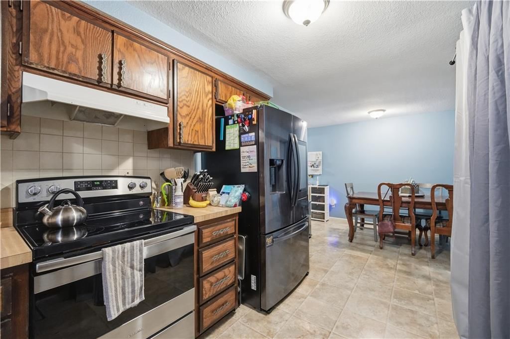 Photo 16 of 43 - 7415 NW 80th Terrace, Kansas City, MO 64152