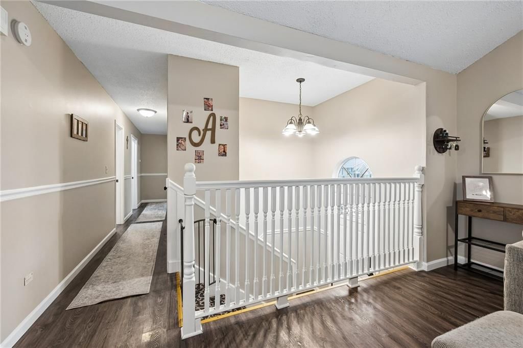 Photo 18 of 35 - 1432 NW Yankee Drive, Blue Springs, MO 64015