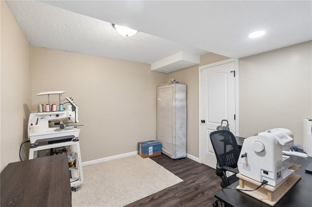 Photo 30 of 35 - 1432 NW Yankee Drive, Blue Springs, MO 64015