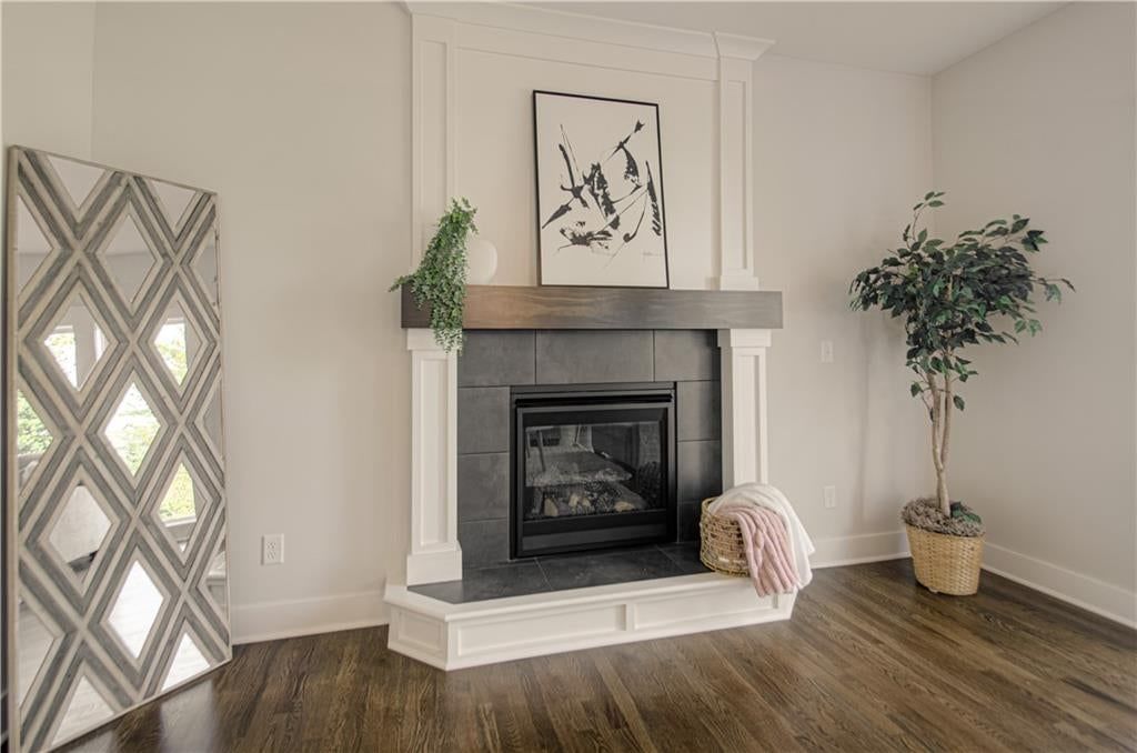 Photo 8 of 29 - 1105 Halle Drive, Kearney, MO 64060