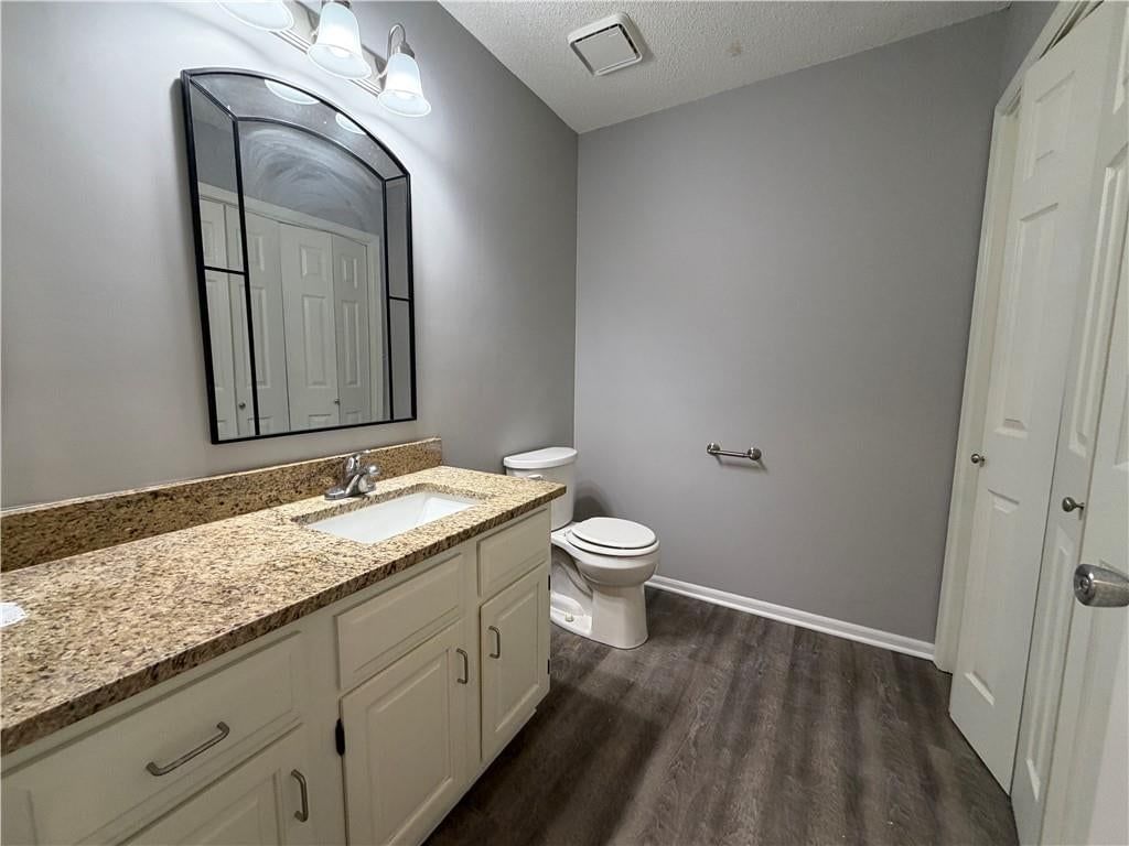 Photo 17 of 19 - 1700 W Walnut Street, Independence, MO 64050
