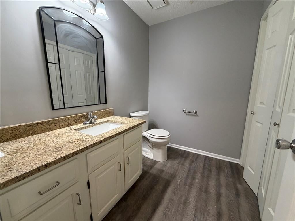 Photo 18 of 19 - 1700 W Walnut Street, Independence, MO 64050