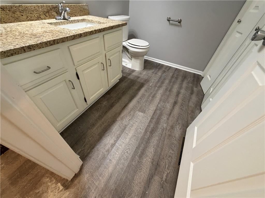 Photo 19 of 19 - 1700 W Walnut Street, Independence, MO 64050