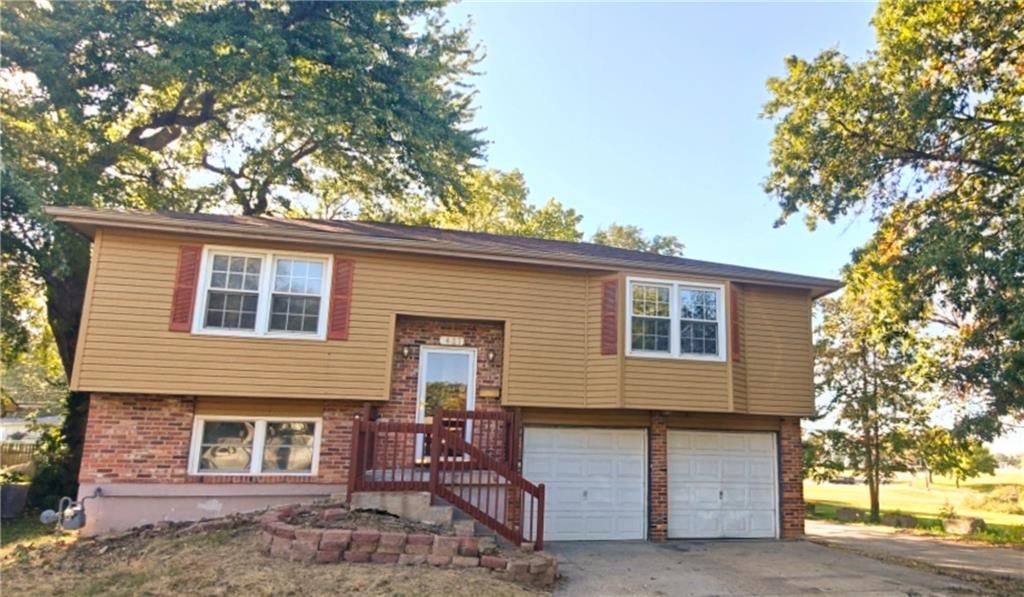 427 N Blake Street, Olathe, KS