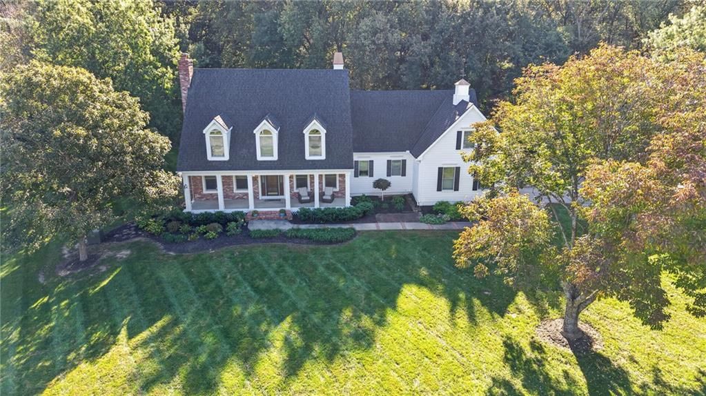 Photo 12 of 14 - 6245 Arapahoe Street, Shawnee, KS 66226