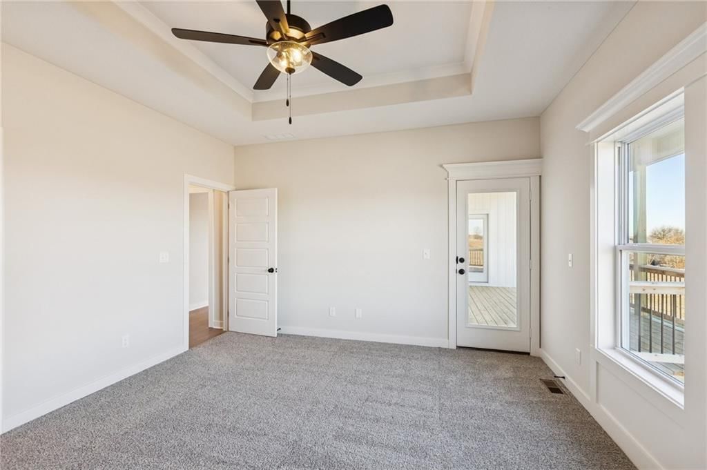 Photo 26 of 45 - 9913 N Manning Avenue, Kansas City, MO 64157