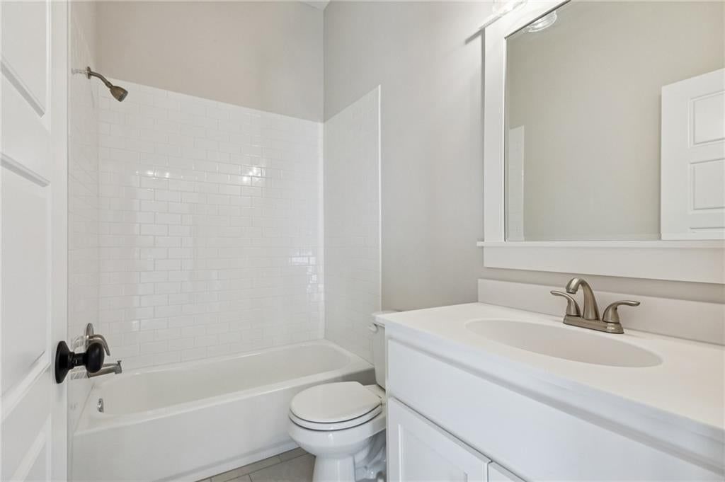 Photo 43 of 45 - 9913 N Manning Avenue, Kansas City, MO 64157