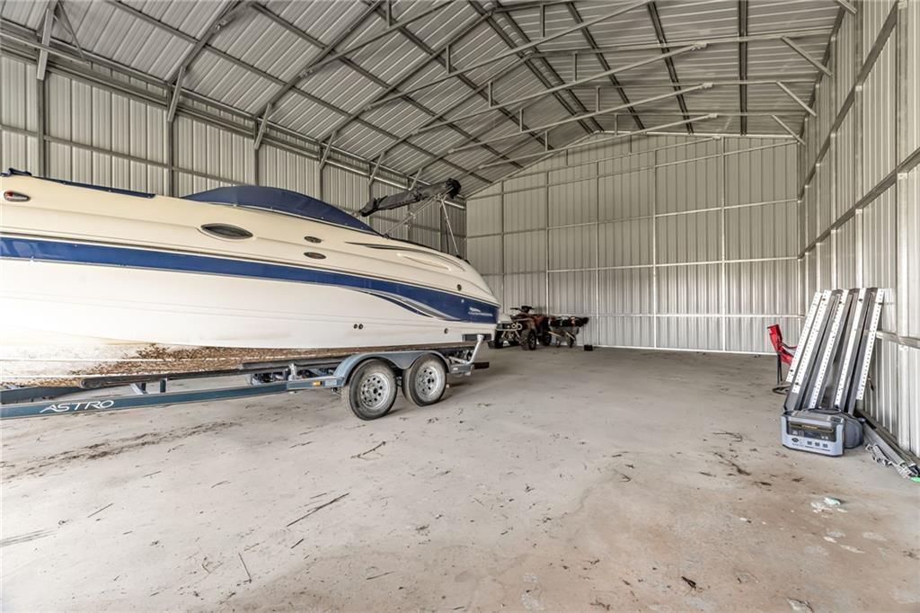 Photo 15 of 17 - W 295th Street, Paola, KS 66071