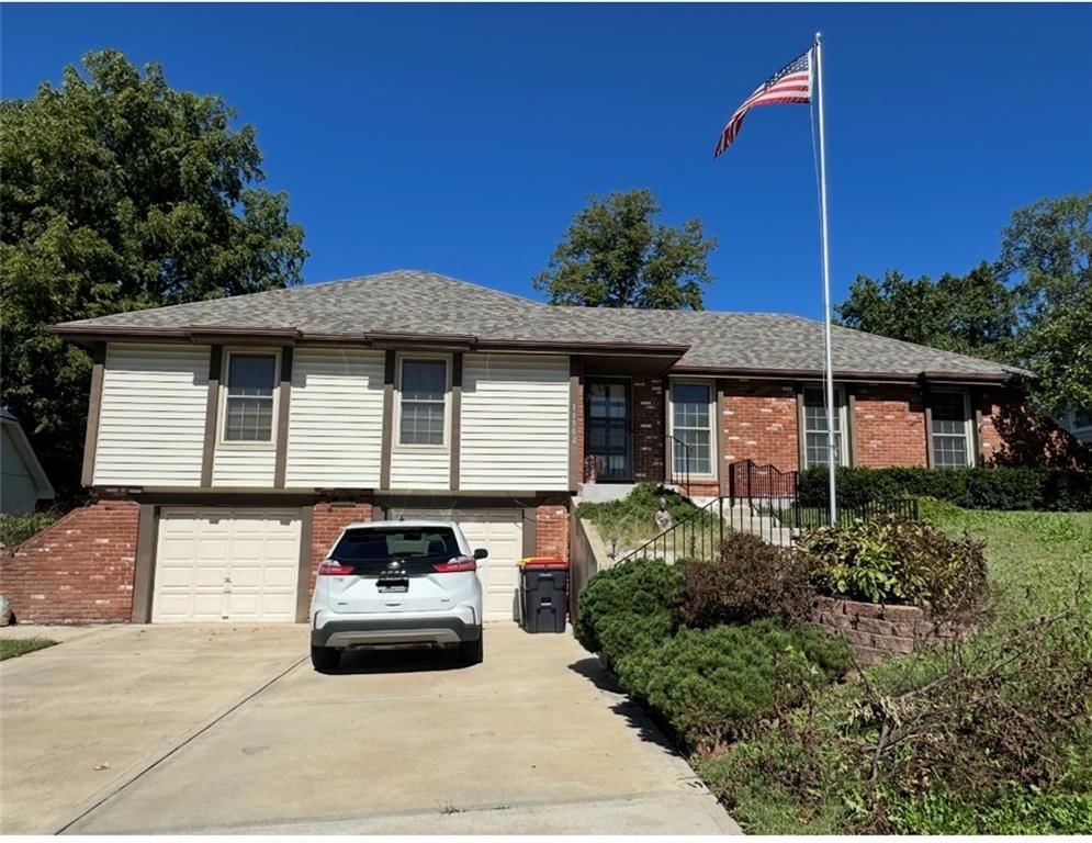 11302 NW 60th Street, Parkville, MO