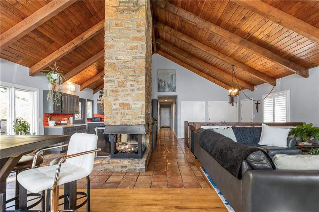 21018 BITTERSWEET Drive, Lenexa, KS