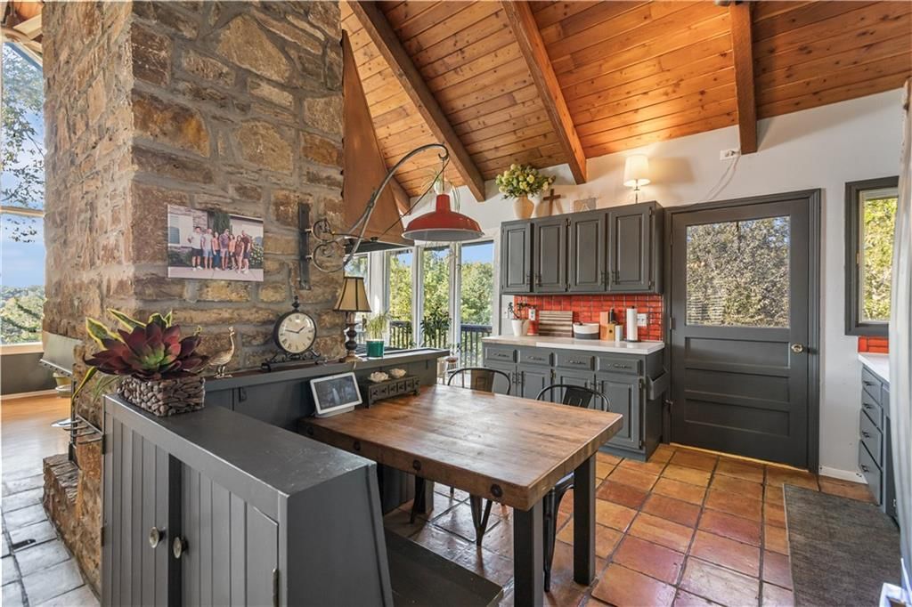 Kitchen island at 21018 BITTERSWEET Drive, Lenexa, KS 66220
