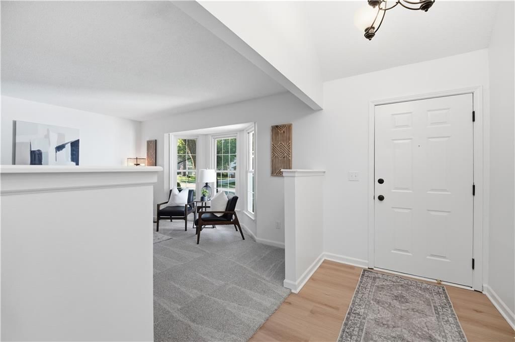 2004 E 144th Terrace, Olathe, KS: listing photo 3