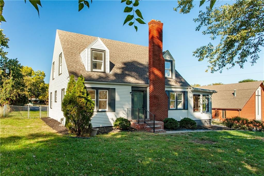 222 NE 43rd Street, Kansas City, MO: listing photo 2
