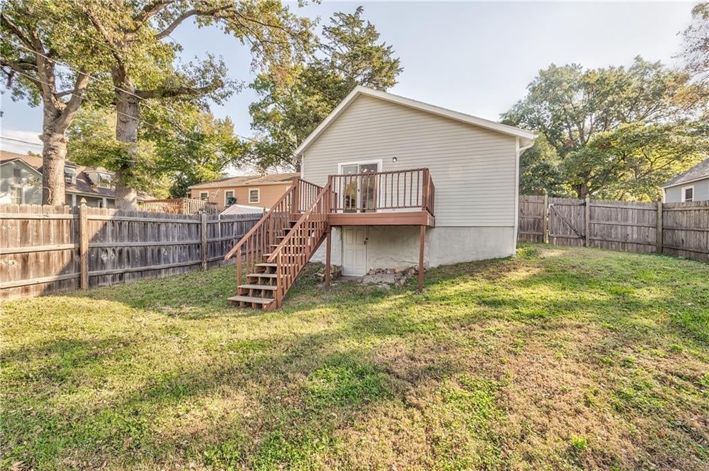 Photo 23 of 24 - 903 N 12th Street, Leavenworth, KS 66048