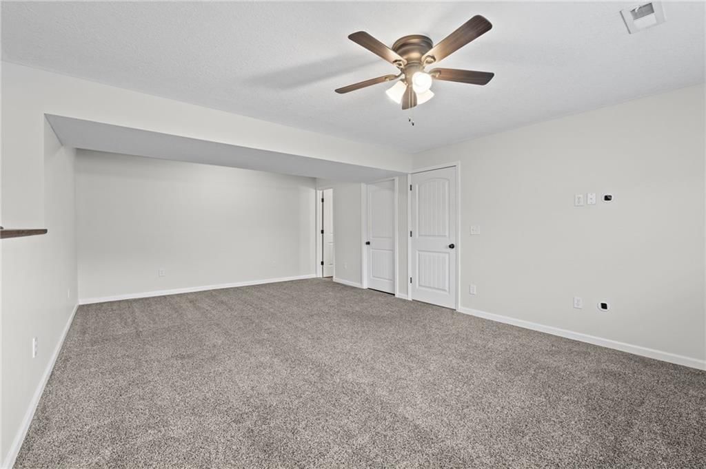 Photo 23 of 33 - 502 193rd Street, Smithville, MO 64089