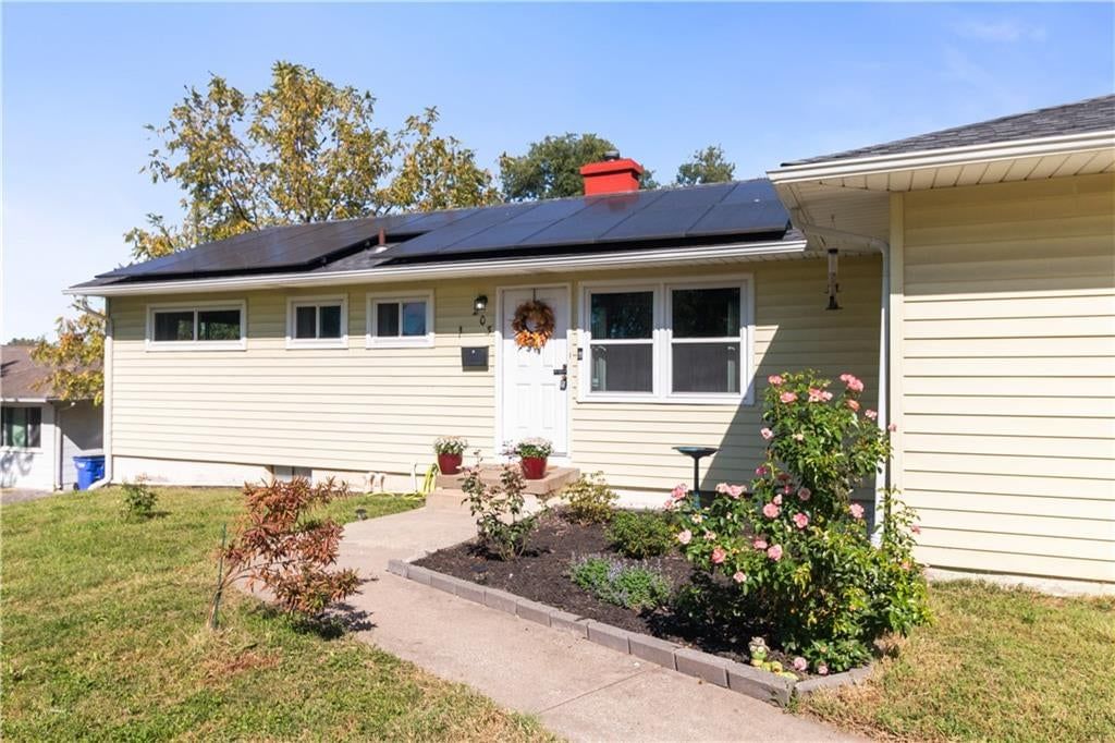 203 SW MCCLENDON Drive, Lee's Summit, MO: listing photo 3