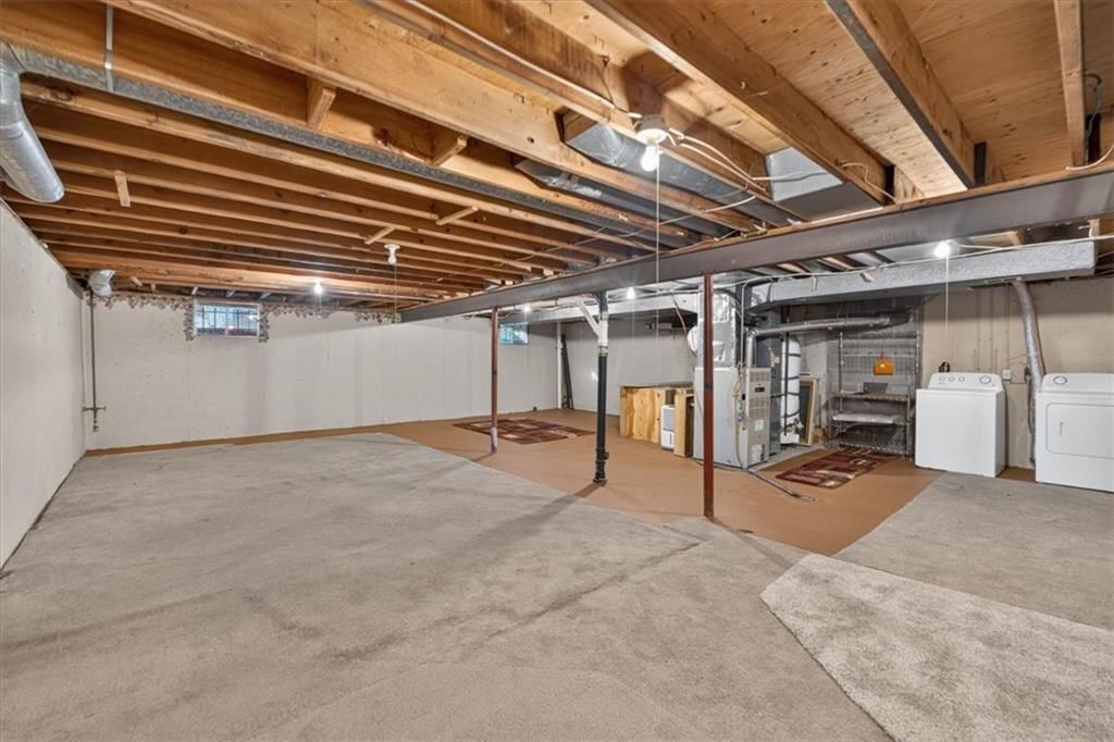 Photo 43 of 55 - 10228 Caenen Drive, Lenexa, KS 66215