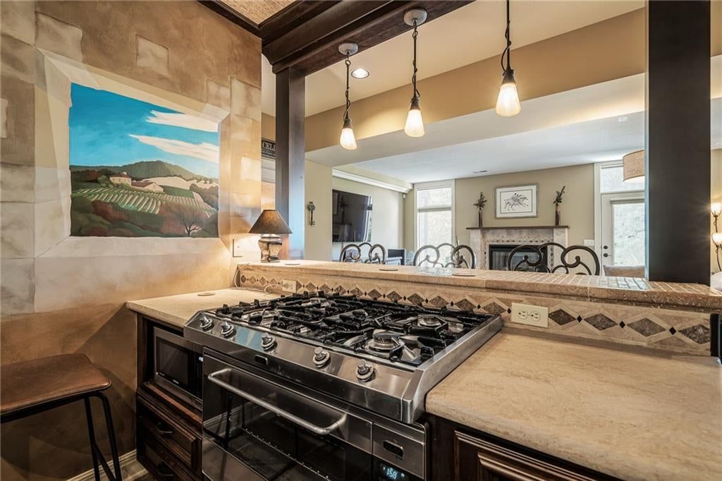 Photo 45 of 67 - 8959 Chestnut Street, Lenexa, KS 66220