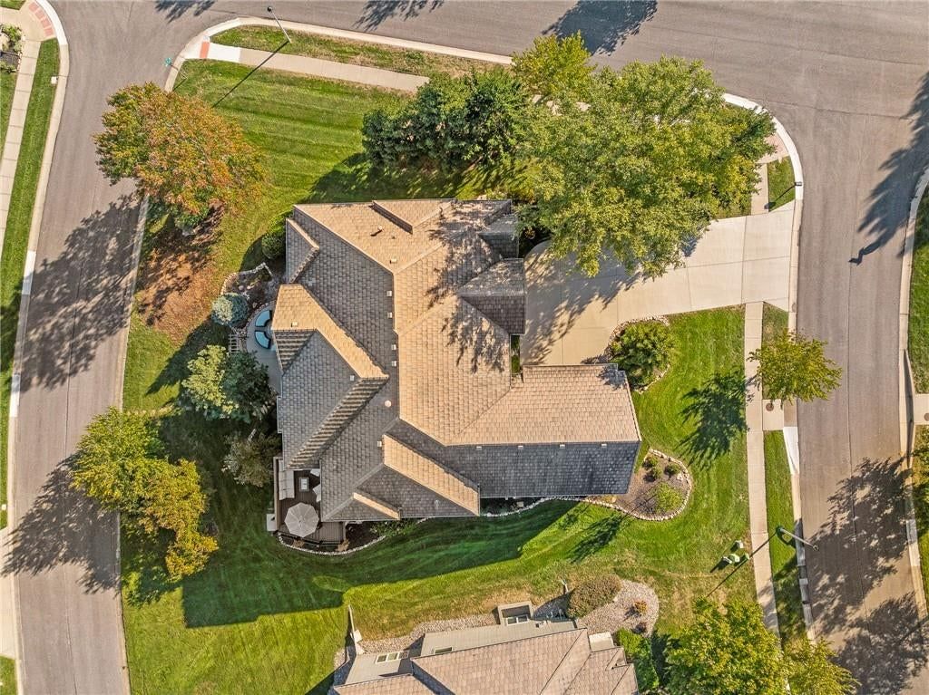 Photo 60 of 67 - 8959 Chestnut Street, Lenexa, KS 66220