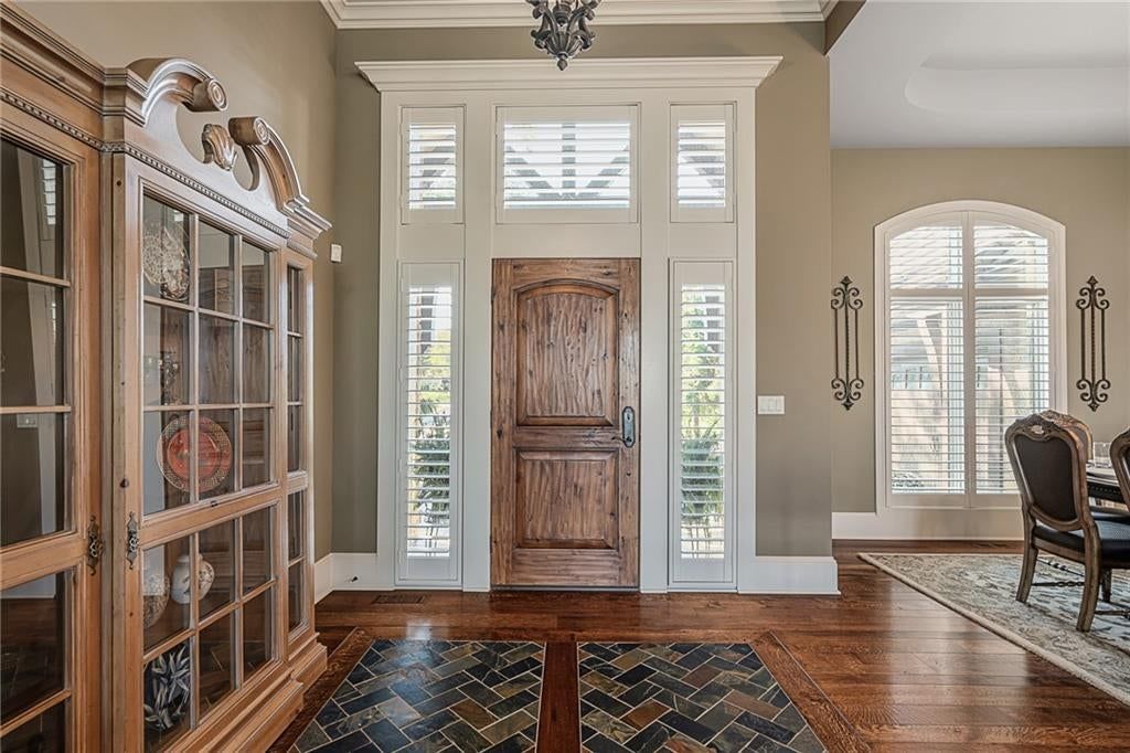 Photo 4 of 67 - 8959 Chestnut Street, Lenexa, KS 66220