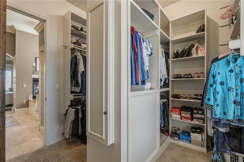 Photo 29 of 67 - 8959 Chestnut Street, Lenexa, KS 66220