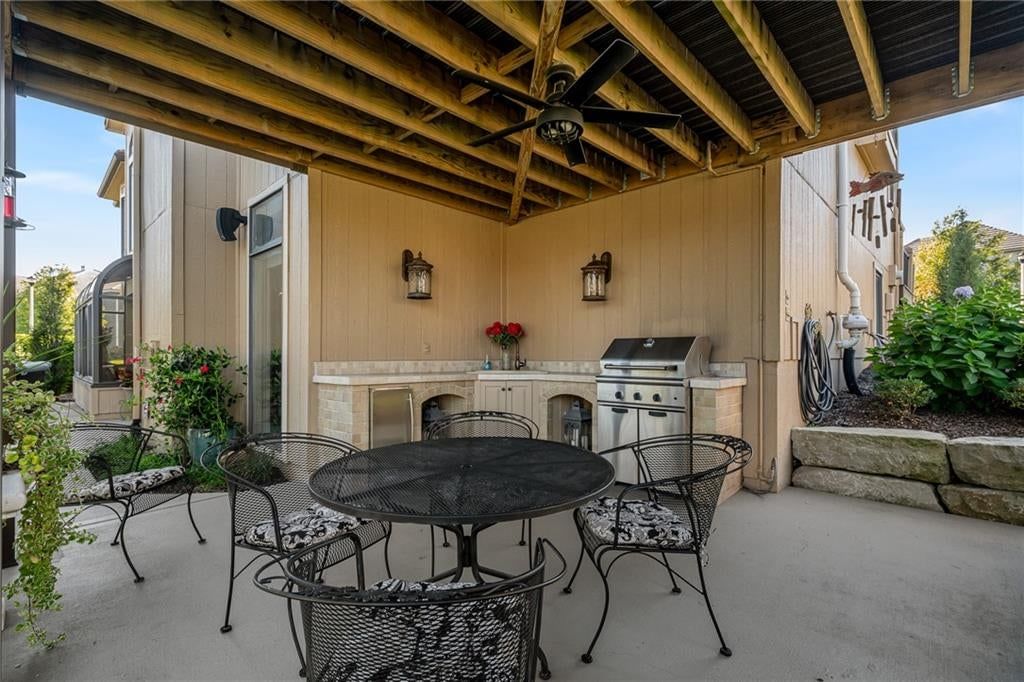 Photo 56 of 67 - 8959 Chestnut Street, Lenexa, KS 66220
