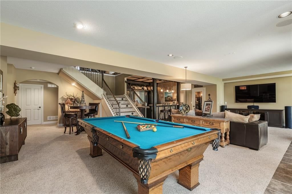 Photo 38 of 67 - 8959 Chestnut Street, Lenexa, KS 66220
