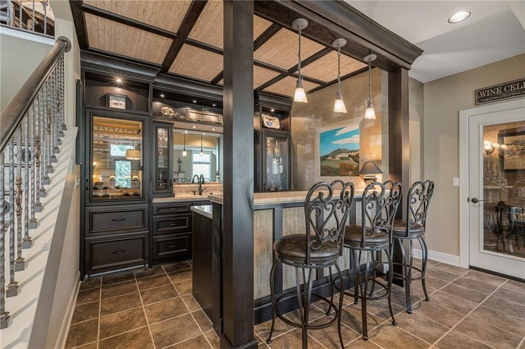 Photo 42 of 67 - 8959 Chestnut Street, Lenexa, KS 66220