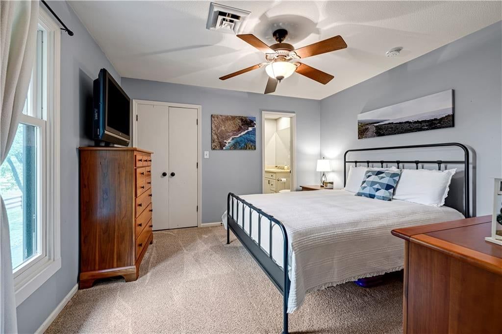 Photo 31 of 90 - 4450 W 188th Street, Stilwell, KS 66085