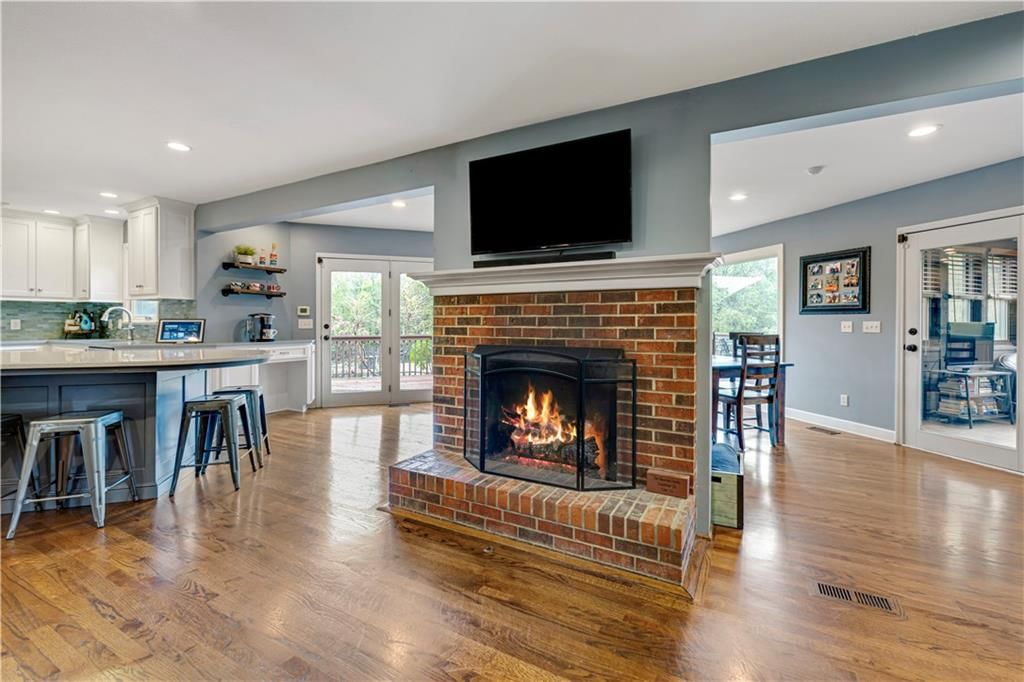 Photo 15 of 90 - 4450 W 188th Street, Stilwell, KS 66085