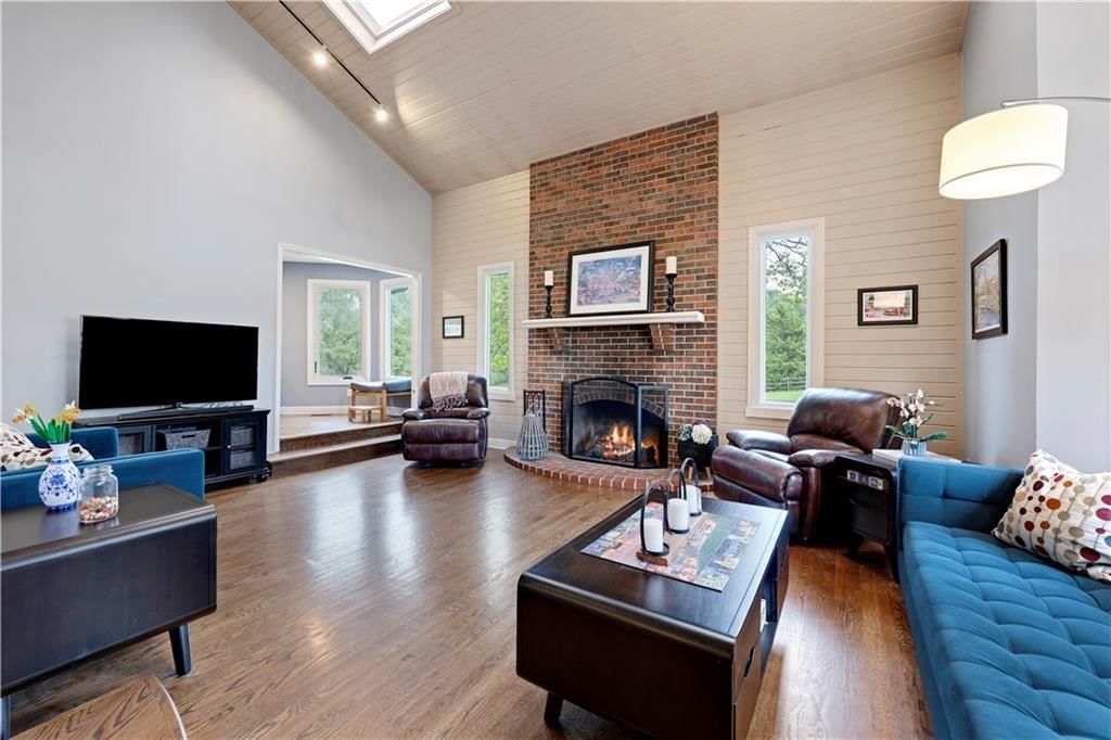 Photo 6 of 90 - 4450 W 188th Street, Stilwell, KS 66085