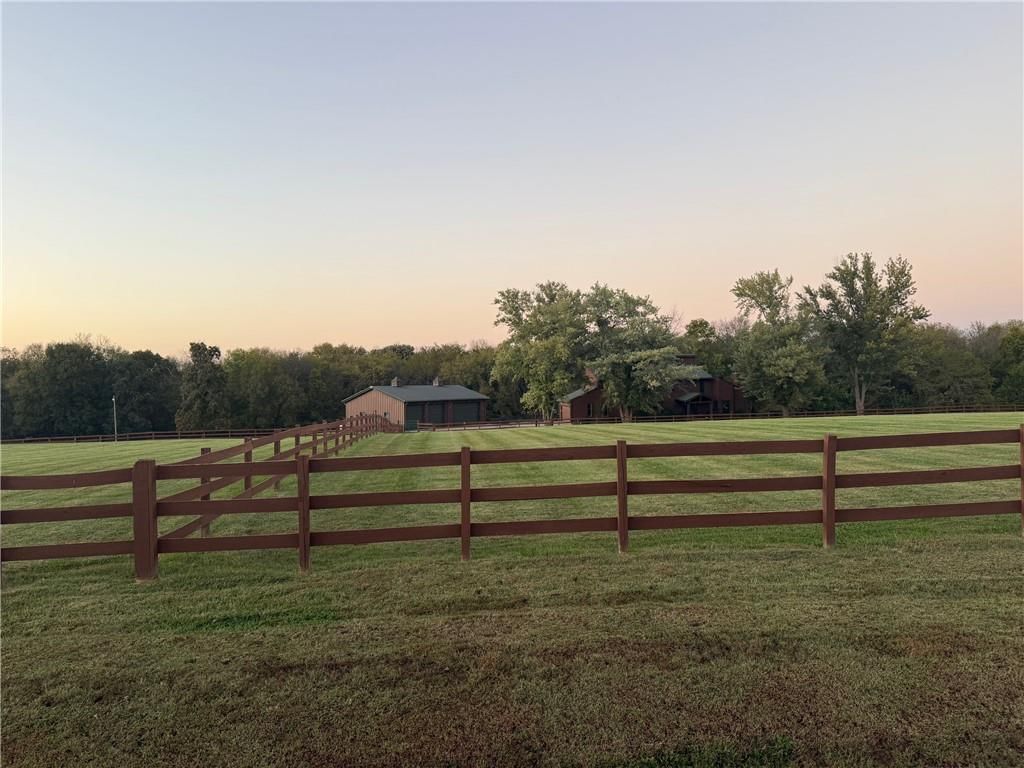 4450 W 188th Street, Stilwell, KS